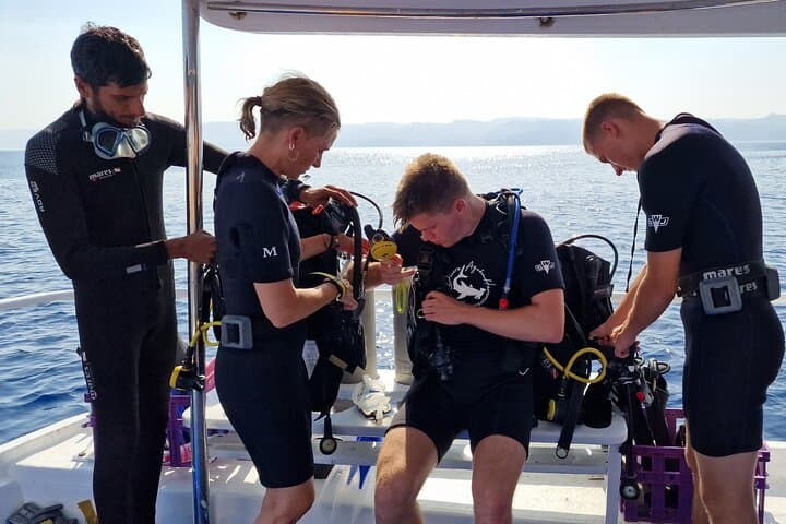 Boat Dive and Snorkeling Experience in Aqaba