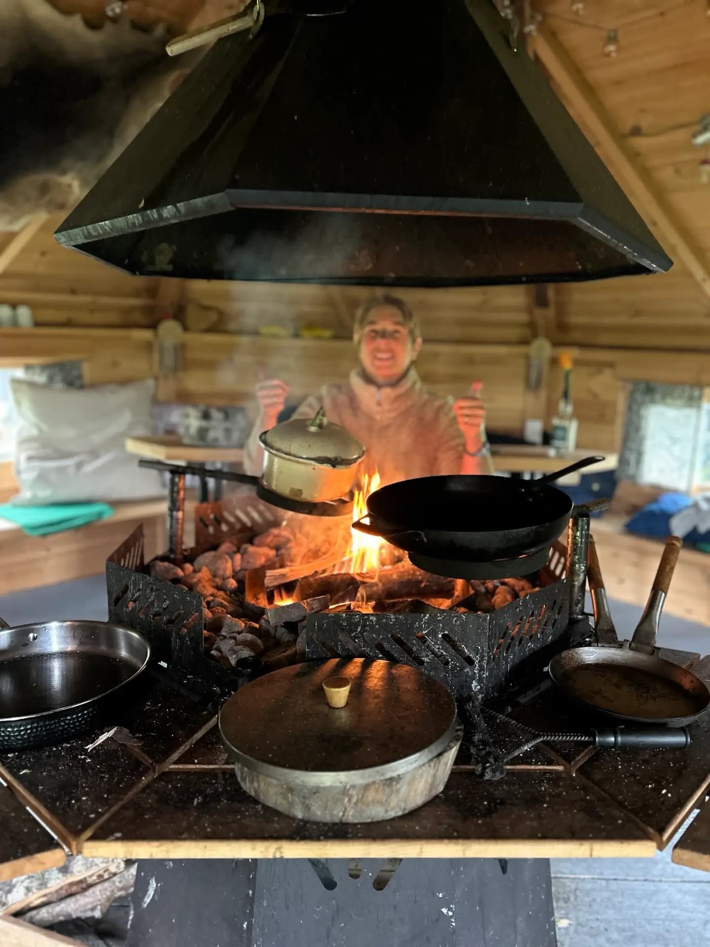 En Eldstadsmatupplevelse — Restaurang