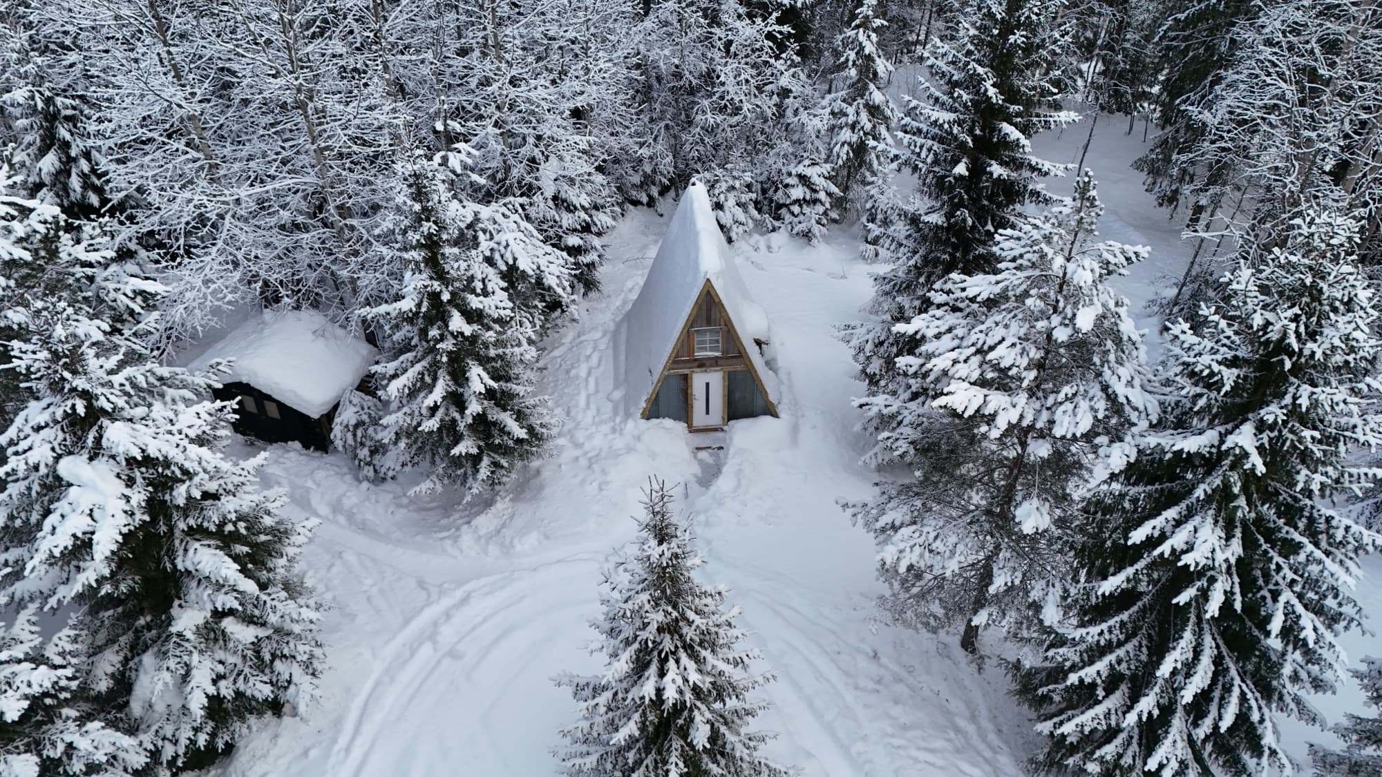 Hillside Cabin — Hydda