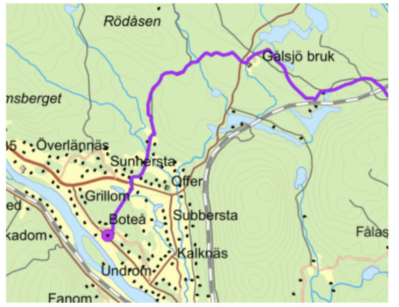 Pelgrims vandring pris (för en 2-dagars vistelse).
Pelgrims vandring pris per person (för en 2-dagars vistelse).
Pilgrimsvandring & Glamping
Upplev naturen med en pilgrimsvandring på Ådalsleden!
Vandra 10 km genom skog och längs vattendrag, med avslut vid den vackra Boteå kyrka.
Detta ingår: Transport till startplats och hämtning vid målet. Karta. — Upplevelser