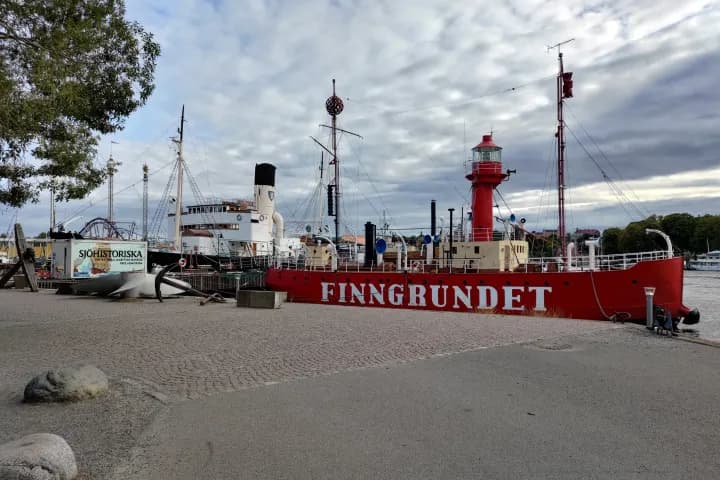 Stockholm Naval history walk at Djurgården — City Tour
