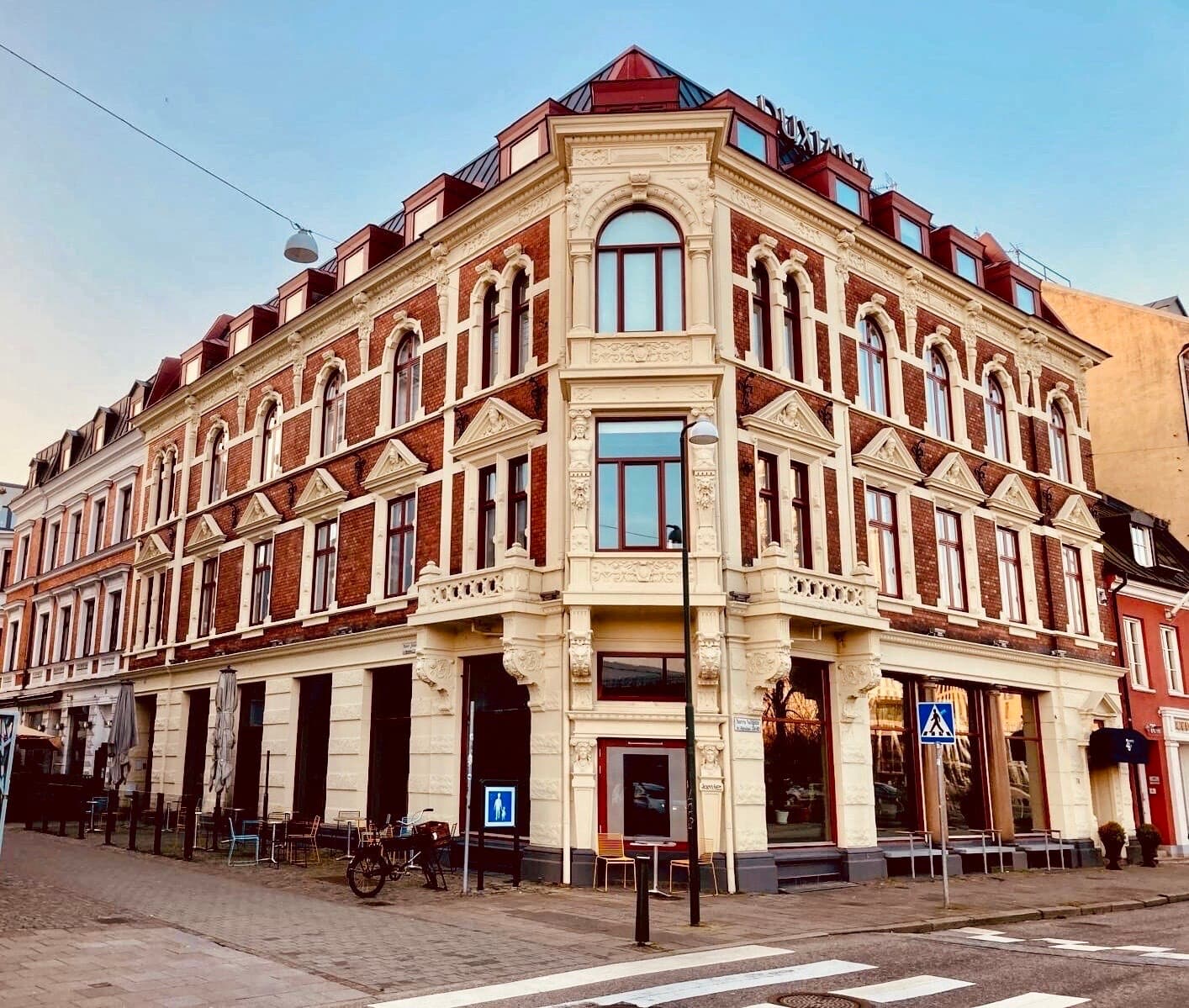 TwentySix Hotel