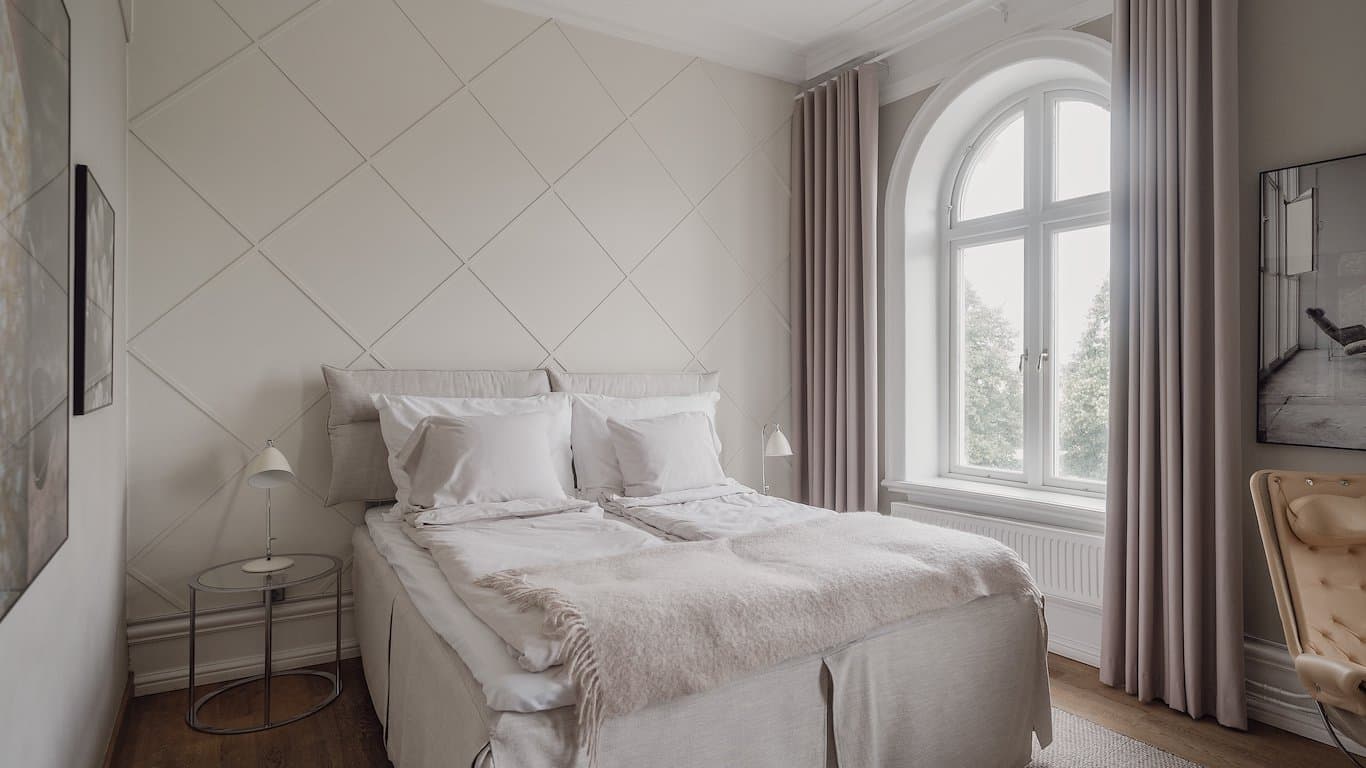 Deluxe Double Room — Rooms
