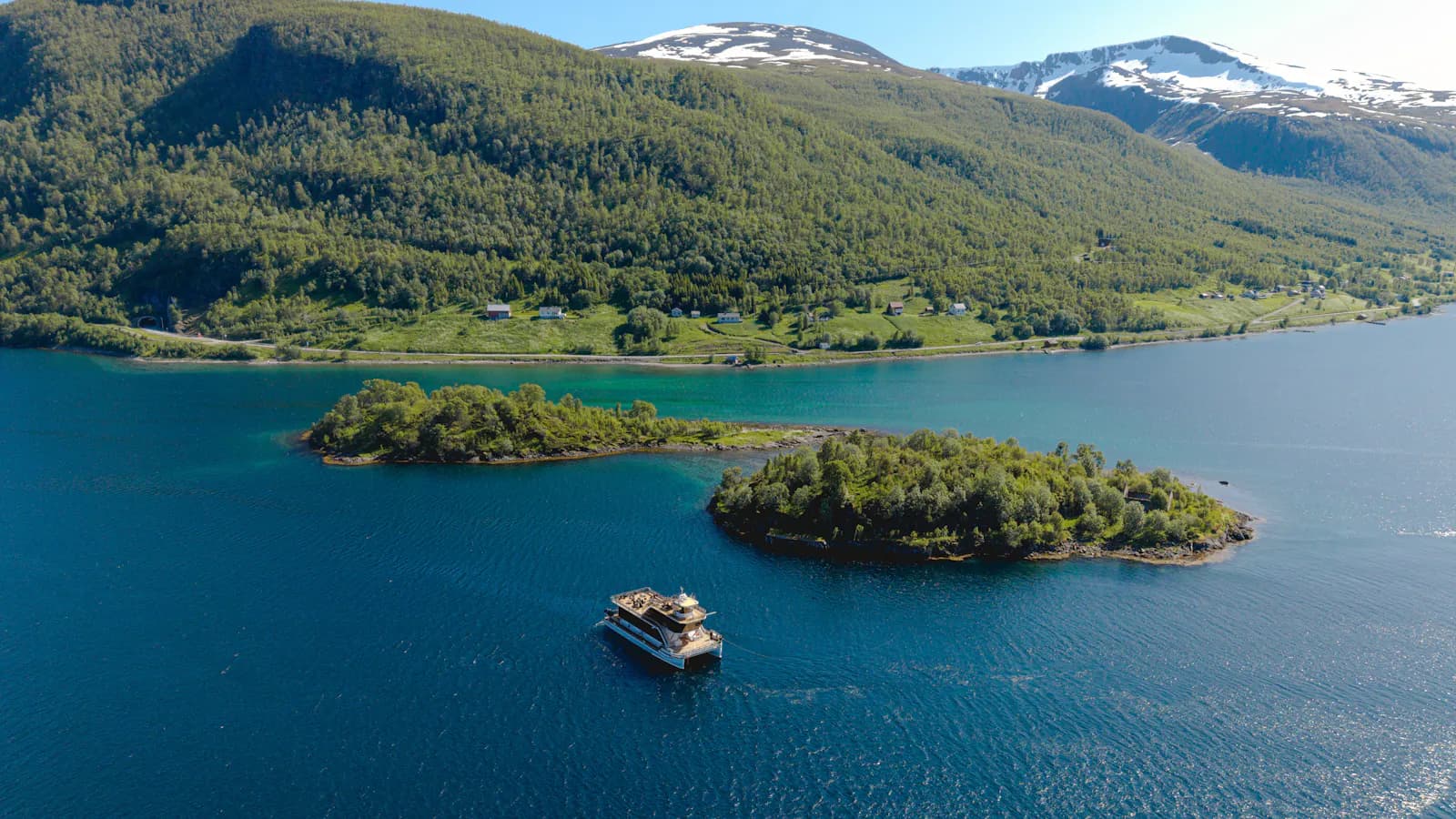 Tromsø - Arctic Fjord Cruise — Tours
